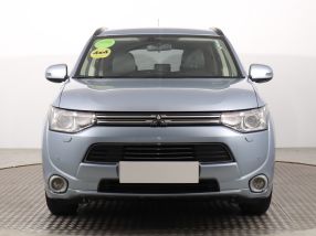 Mitsubishi Outlander - 2014