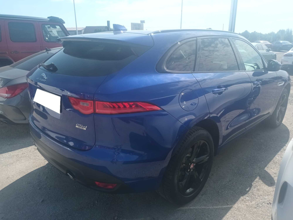 Jaguar F-Pace