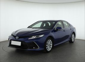 Toyota Camry - 2023