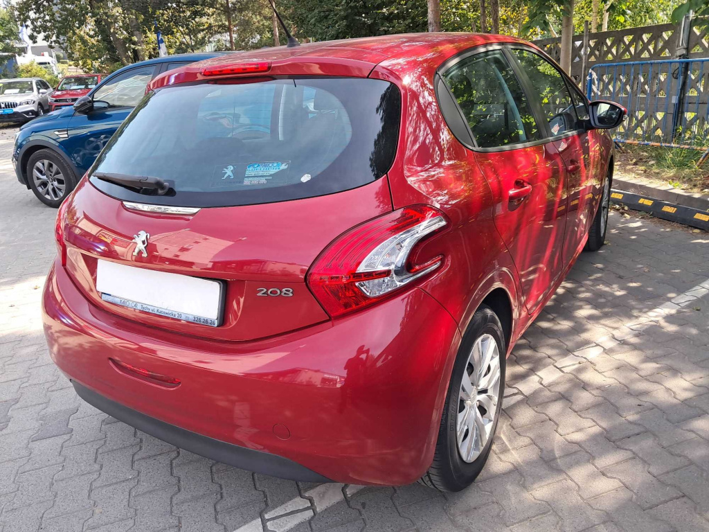 Peugeot 208