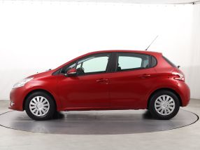 Peugeot 208 - 2014