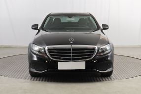 Mercedes-Benz E - 2016