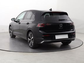 Volkswagen Golf - 2024