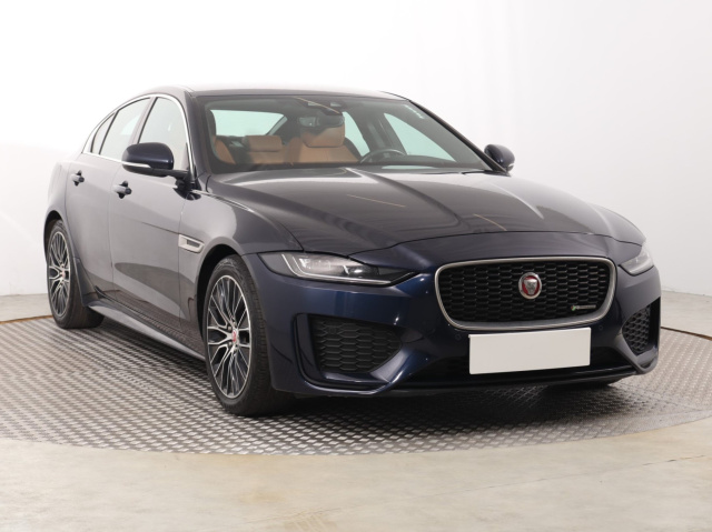 Jaguar XE 2019