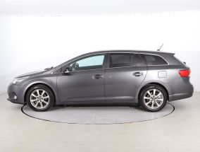 Toyota Avensis - 2012