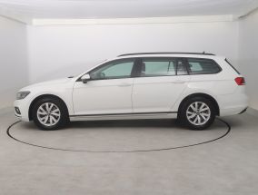 Volkswagen Passat - 2020