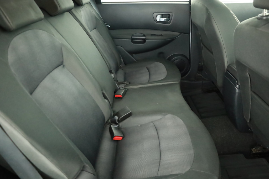 Nissan Qashqai+2