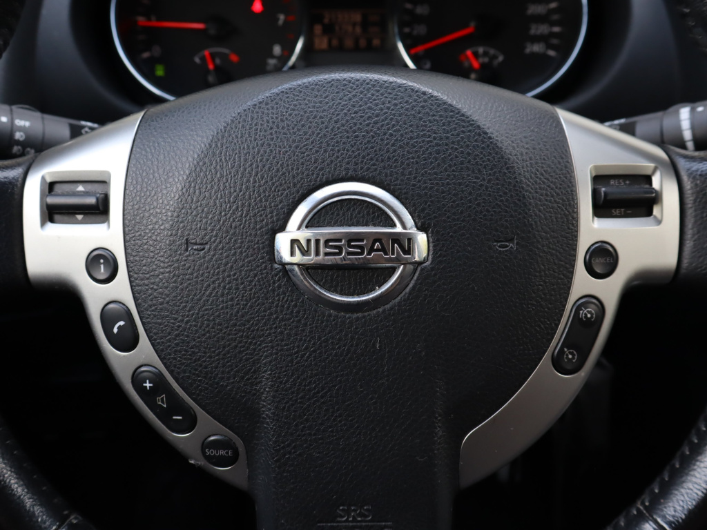 Nissan Qashqai+2