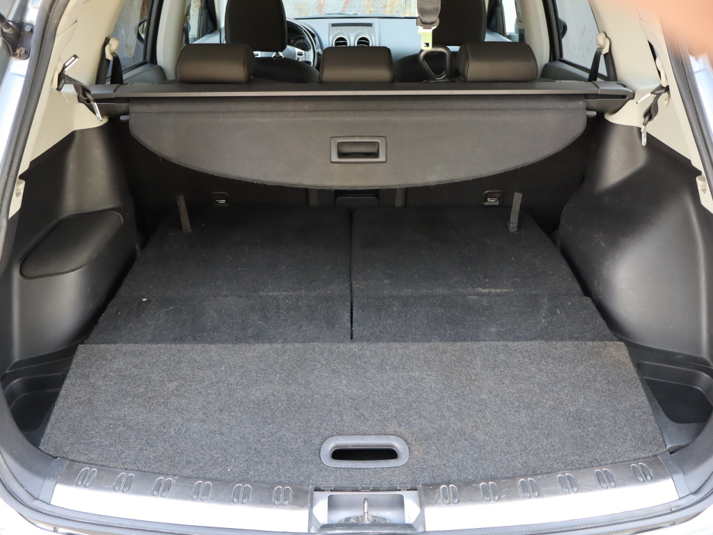 Nissan Qashqai+2