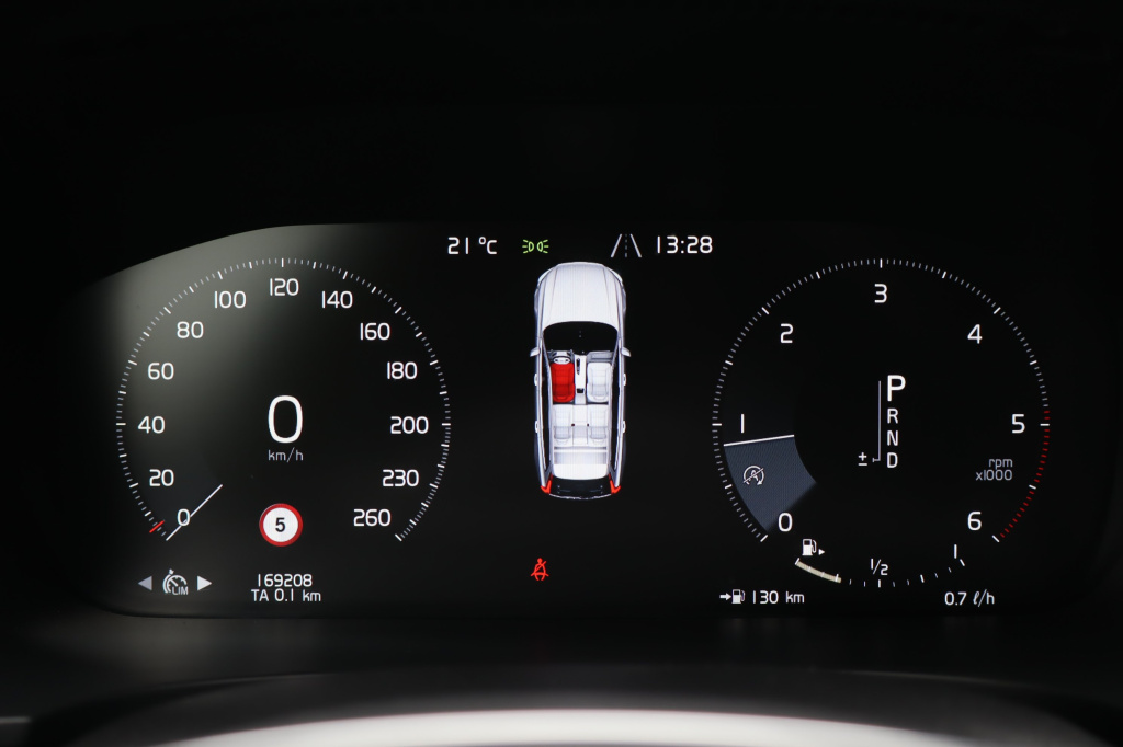 Volvo V90 Cross Country