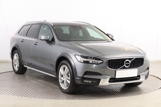 Volvo V90 Cross Country