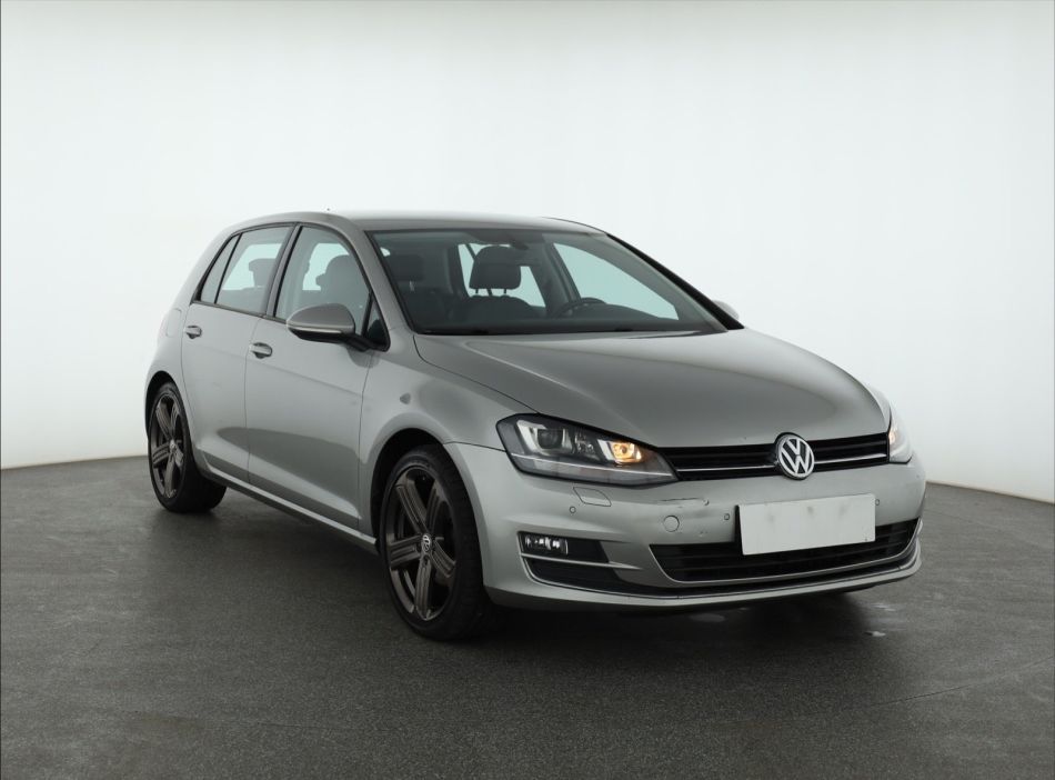 Volkswagen Golf - 2015