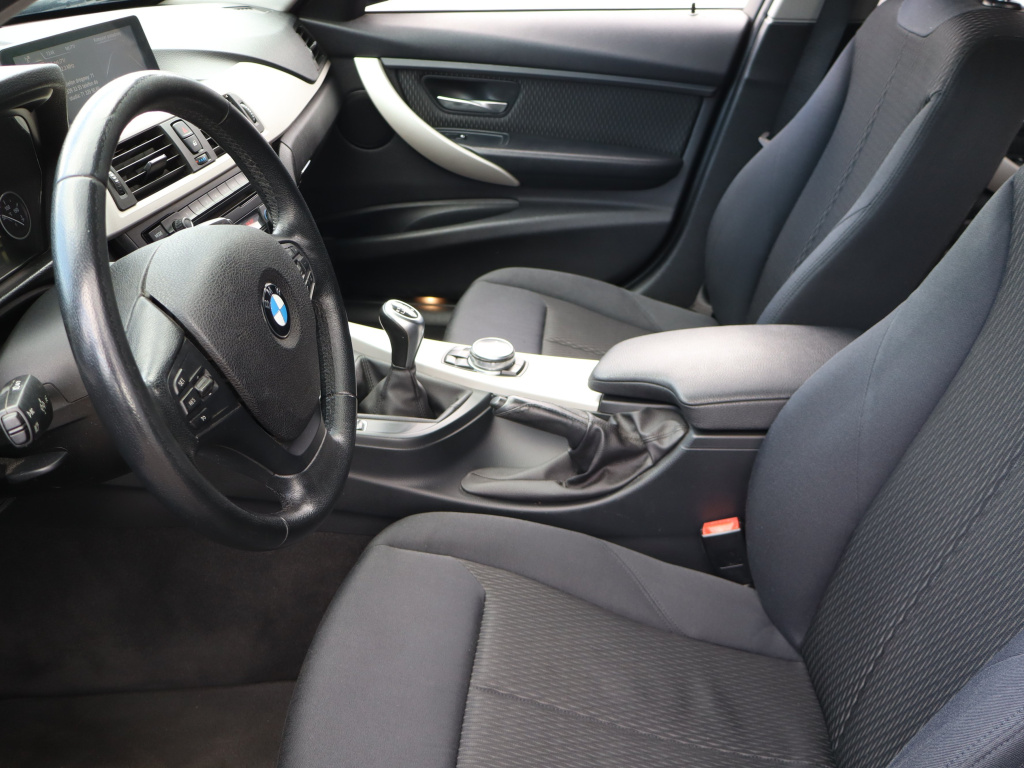 BMW 3