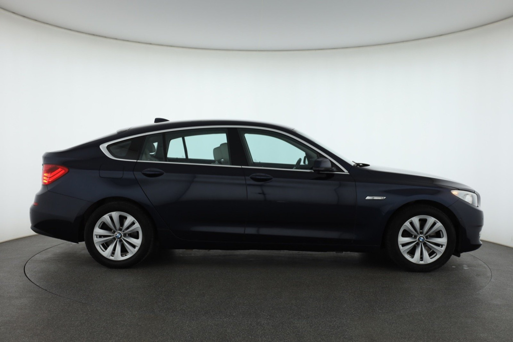 BMW 5GT