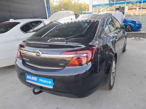 Opel Insignia - 2016