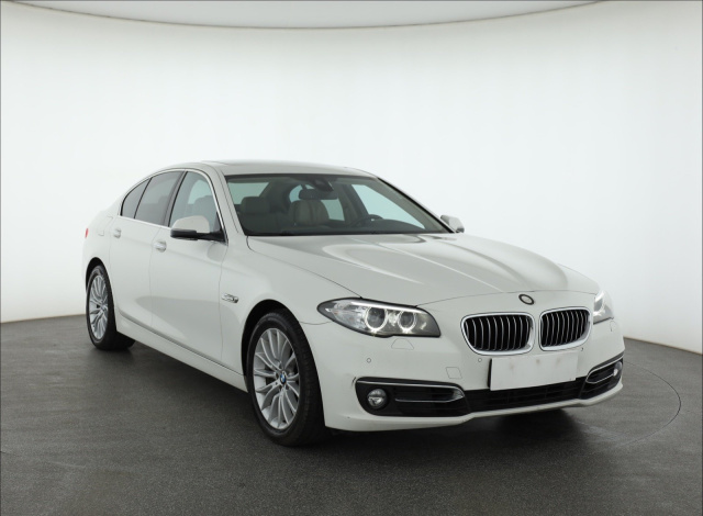 BMW 5 2016