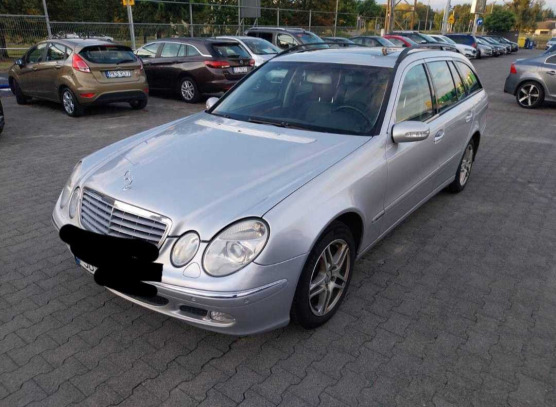 Mercedes-Benz E