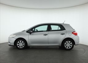 Toyota Auris - 2011