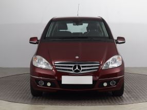 Mercedes-Benz A - 2011
