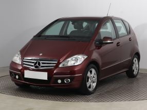 Mercedes-Benz A - 2011
