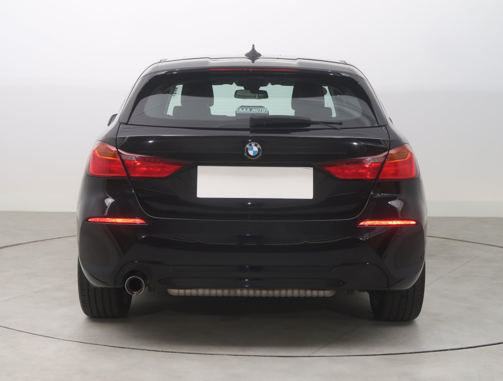 BMW 1