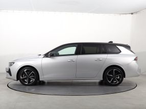 Opel Astra - 2024