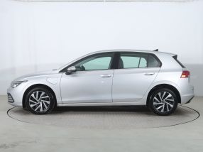 Volkswagen Golf - 2022