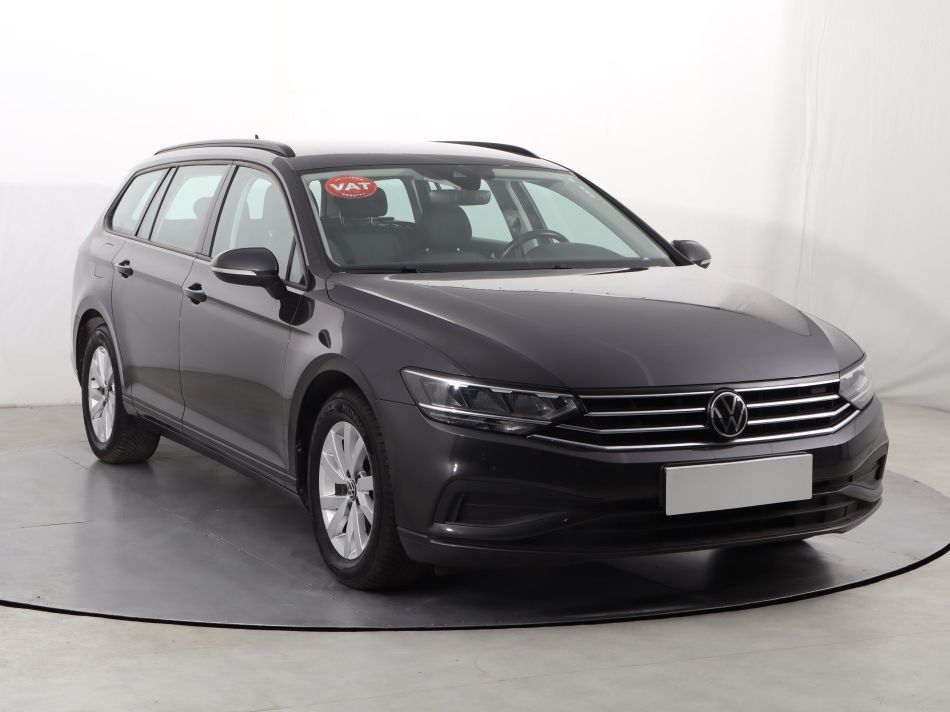 Volkswagen Passat - 2021