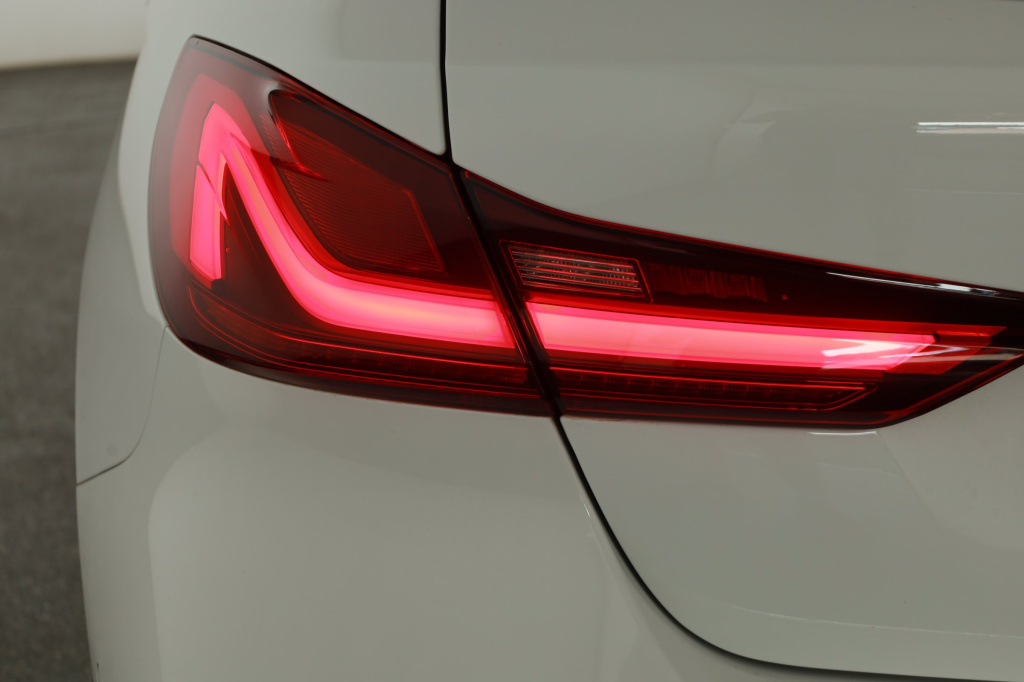 BMW 1
