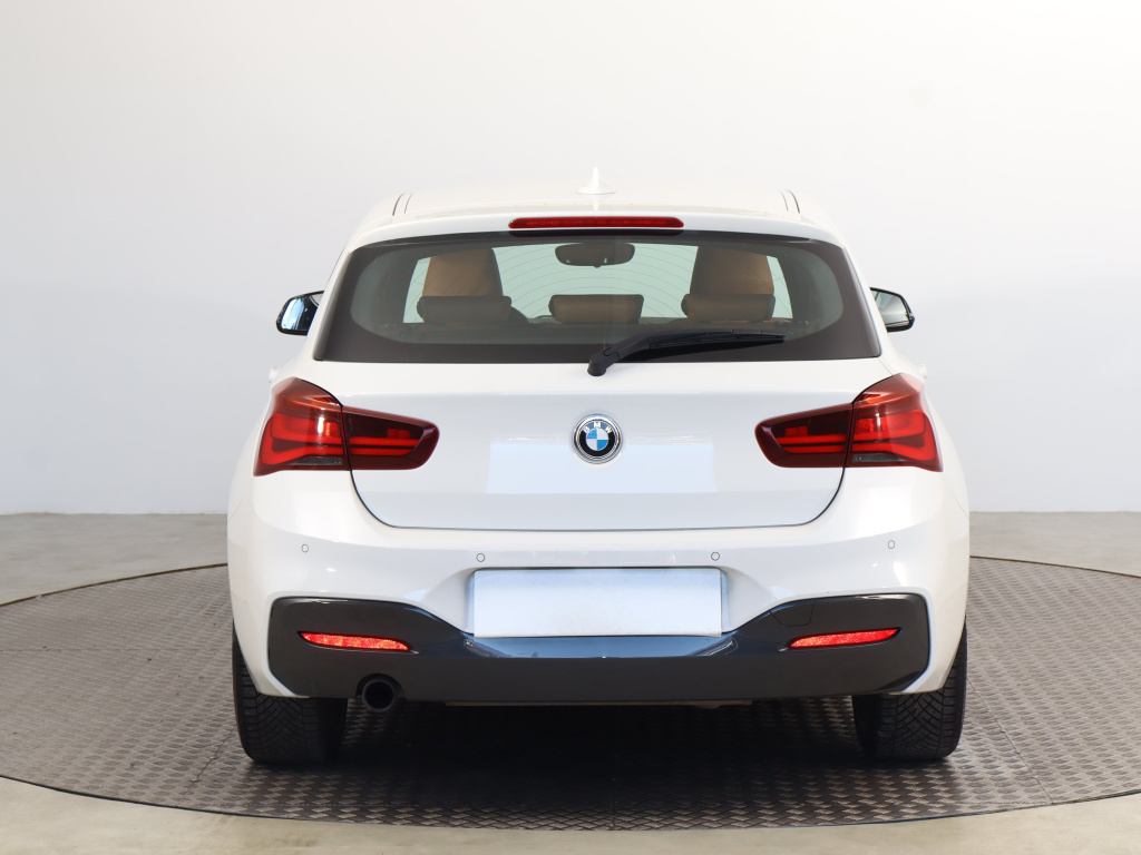 BMW 1