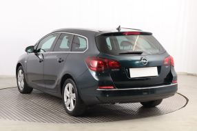 Opel Astra - 2015