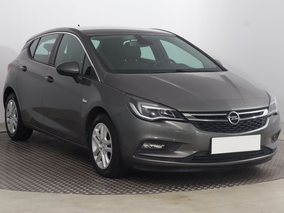 Opel Astra - 2019