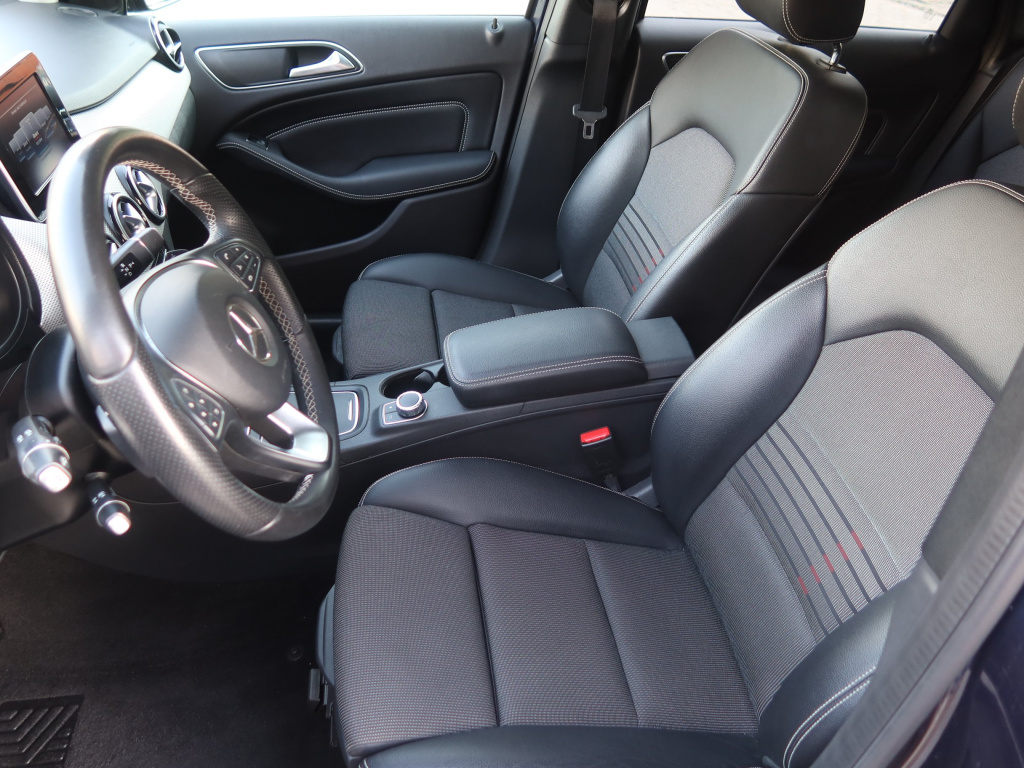 Mercedes-Benz B