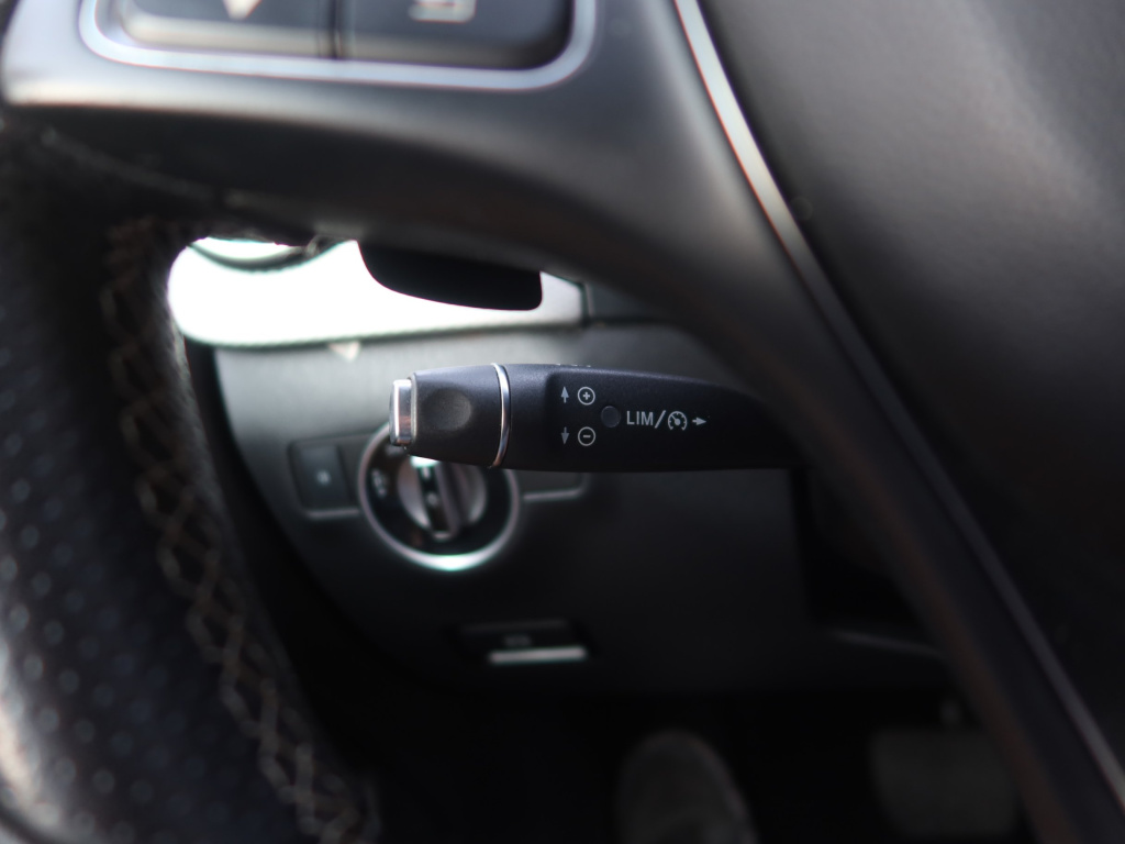 Mercedes-Benz B