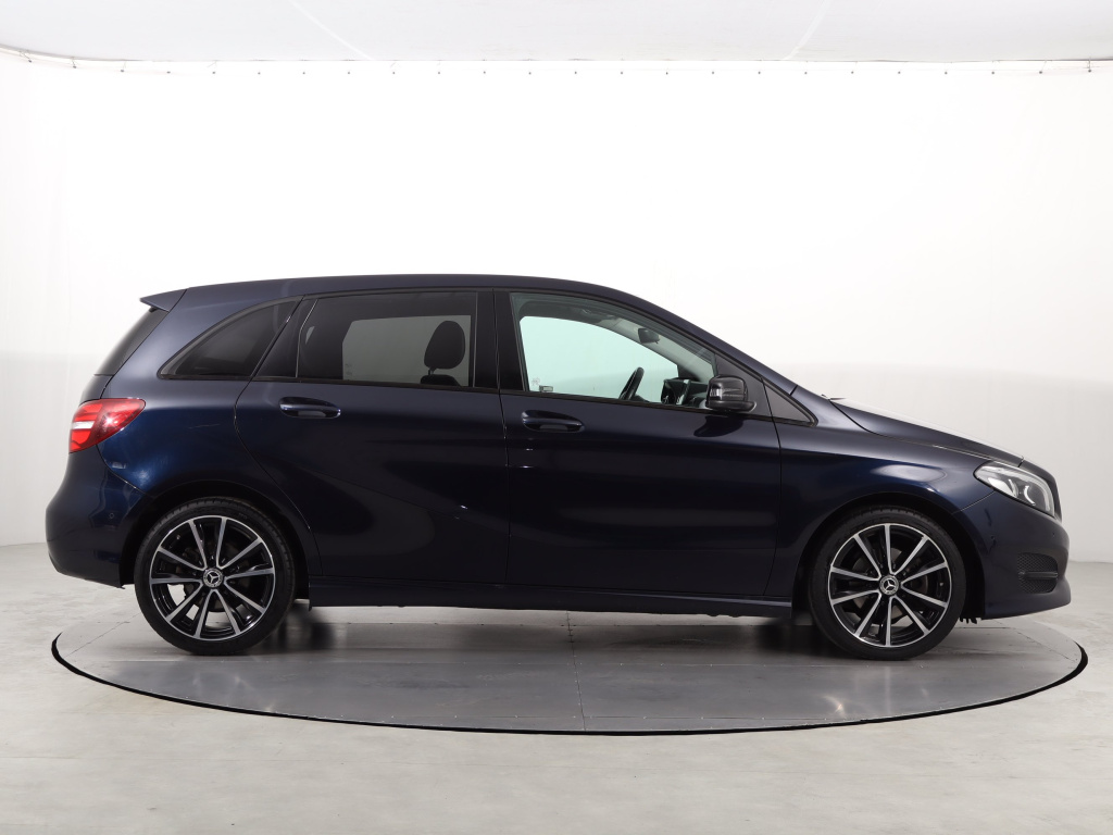 Mercedes-Benz B