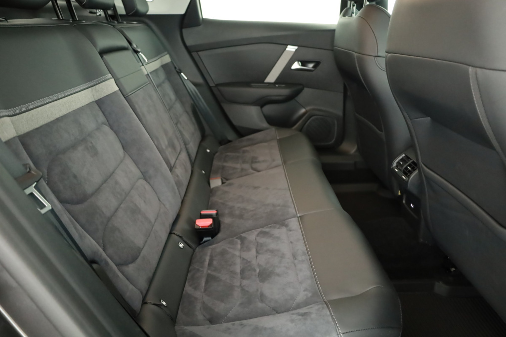 Citroen C4 X