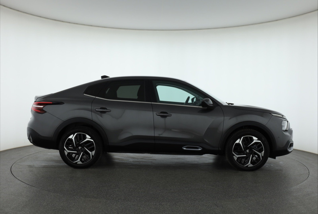 Citroen C4 X