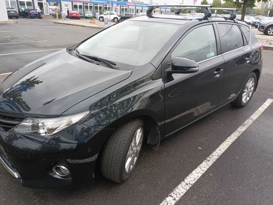 Toyota Auris - 2013