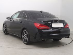 Mercedes-Benz CLA - 2016