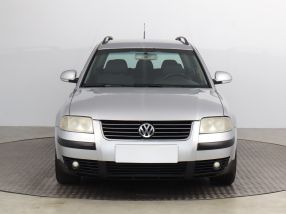 Volkswagen Passat - 2004