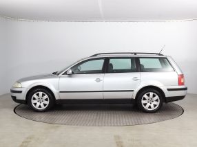 Volkswagen Passat - 2004