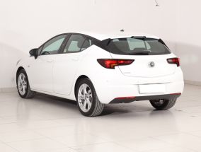 Opel Astra - 2021