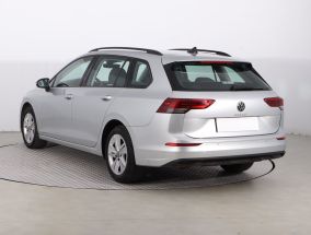Volkswagen Golf - 2021