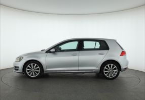 Volkswagen Golf - 2014