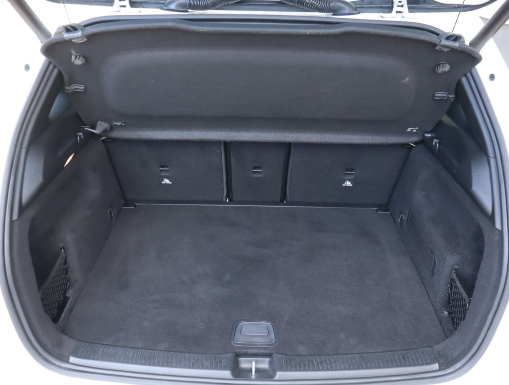 Mercedes-Benz B