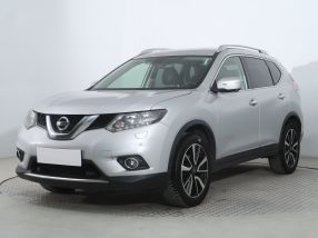 Nissan X-Trail - 2015