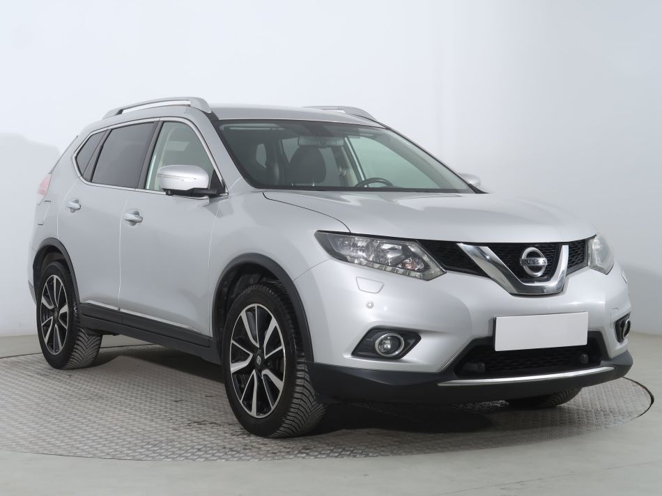 Nissan X-Trail - 2015