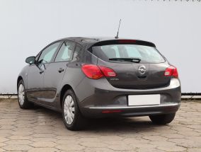 Opel Astra - 2014