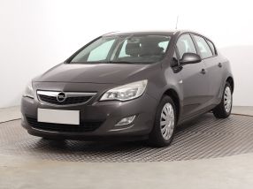 Opel Astra - 2010