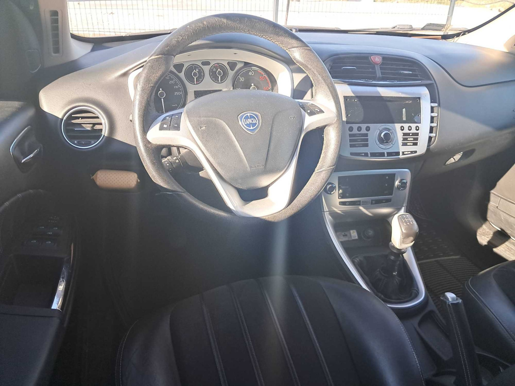 Lancia Delta